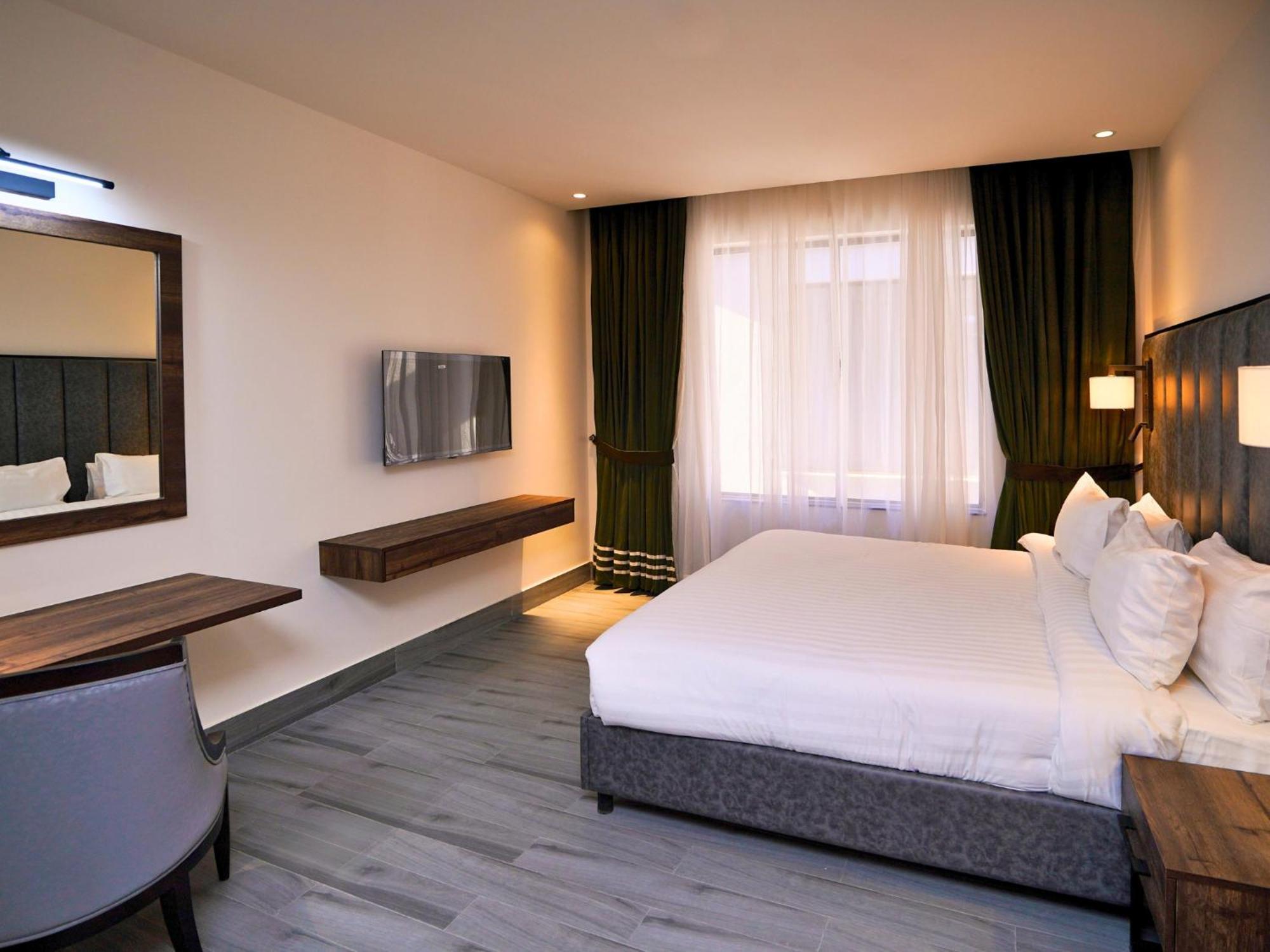 Hotel One Vogue Mall 35 라왈핀디 외부 사진